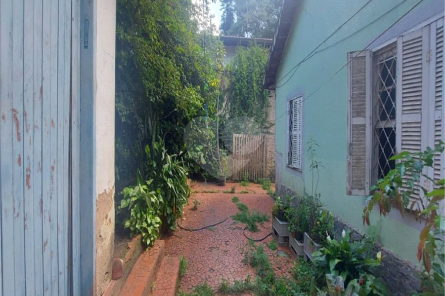Casa Térrea à venda com 3 quartos, sendo 1 suíte, em Jardim Floresta, São Paulo, SP