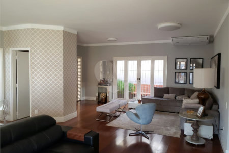 Casa à venda com 3 suítes em Vila Harmonia, Araraquara, SP