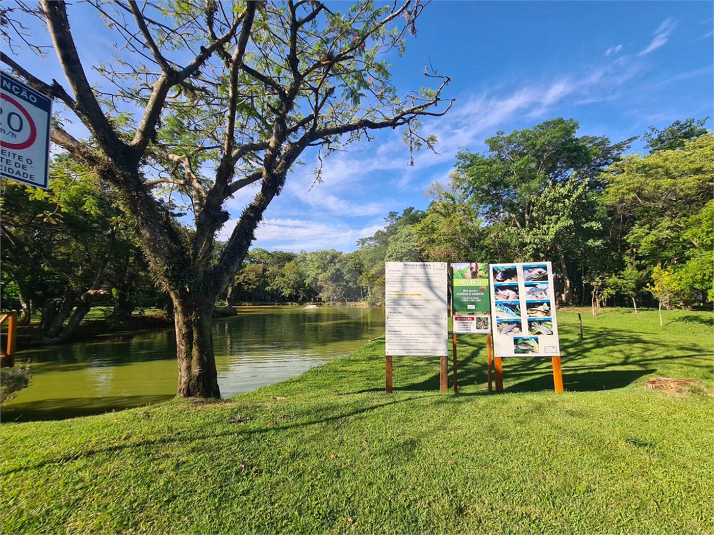 Casa à venda com 3 suítes no condomínio Reserva dos Vinhedos, Louveira - SP