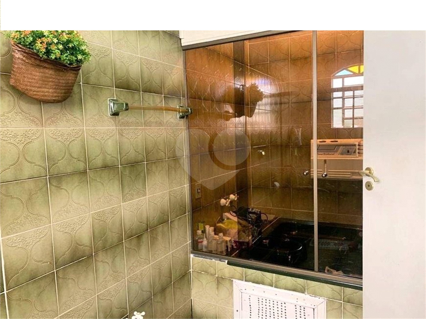 Casa à venda com 3 quartos no condomínio Recanto Florido, Vinhedo - SP