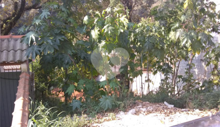Casa à venda com 3 quartos, sendo 2 suítes, no condomínio Alpes da Cantareira, Mairiporã - SP