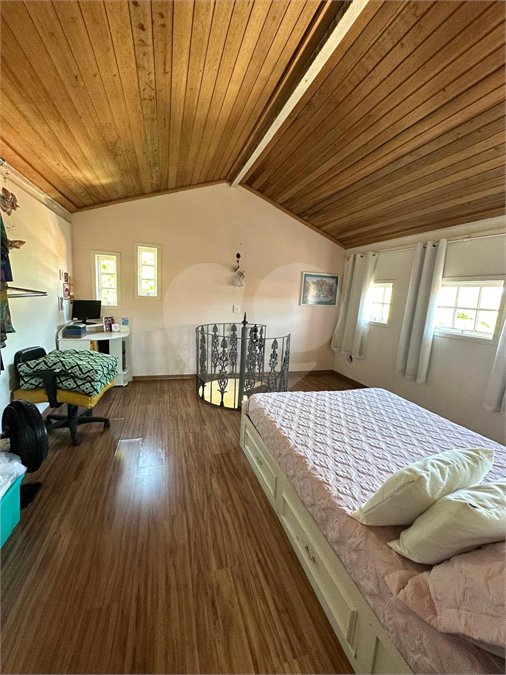Casa em condomínio à venda com 3 quartos, sendo 2 suítes,  em Peró, Cabo Frio, RJ
