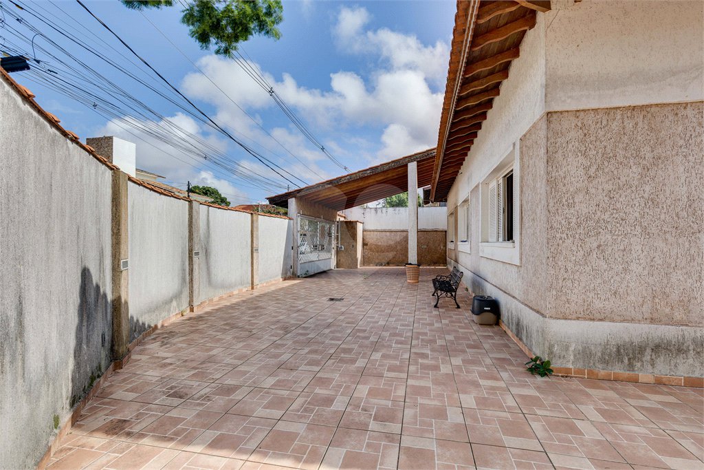 Casa de Vila à venda com 4 quartos, sendo 2 suítes,  no condomínio City Campo Grande, São Paulo - SP