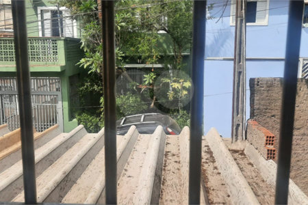 Sobrado à venda com 3 quartos em Rio Pequeno, São Paulo, SP