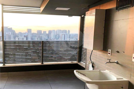 Apartamento à venda com 3 suítes em Brooklin, São Paulo, SP