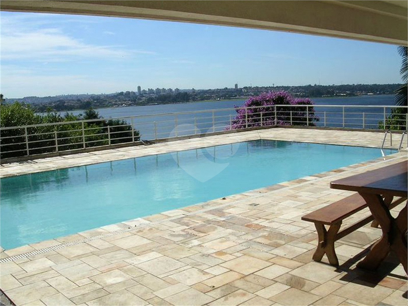 Casa de Vila à venda ou para alugar com 4 suítes em Guarapiranga, São Paulo, SP