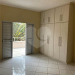 Casa para alugar com 3 quartos, sendo 1 suíte, no condomínio Reserva da Mata, Vinhedo - SP