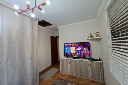 Sobrado à venda com 3 quartos, sendo 1 suíte,  em Jardim Bonfiglioli, São Paulo, SP