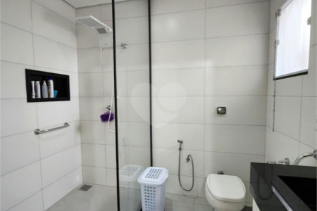 Casa à venda com 4 quartos, sendo 2 suítes, no condomínio Ibiti Royal Park, Sorocaba - SP