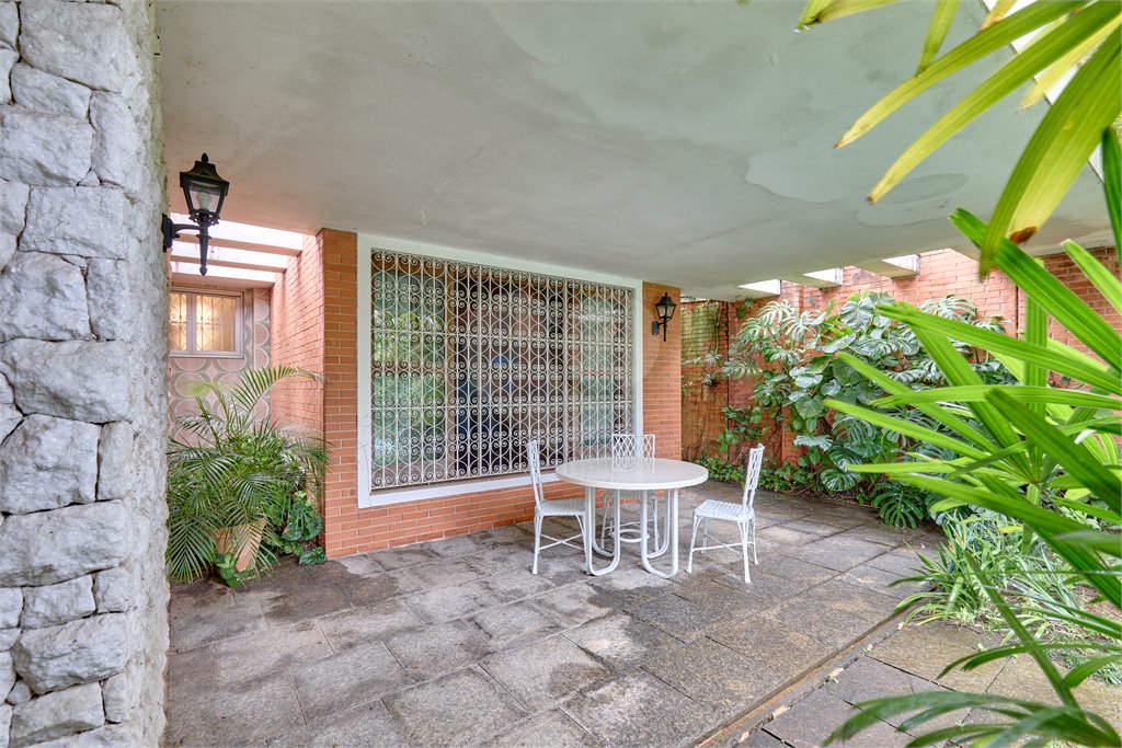 Casa Térrea à venda com 3 quartos, sendo 1 suíte, em Chácara Monte Alegre, São Paulo, SP