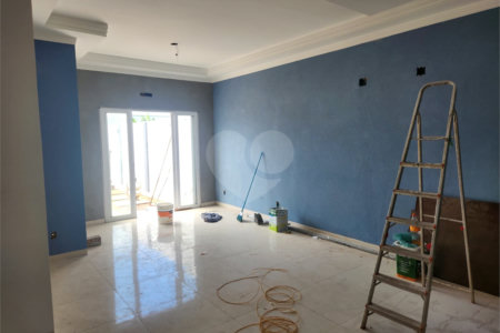 Casa à venda com 3 quartos, sendo 2 suítes, no condomínio Sollares, Araraquara - SP