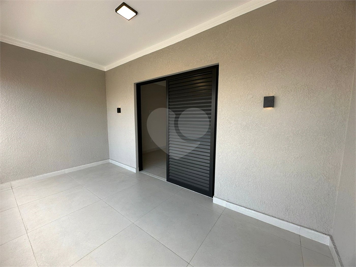 Casa à venda com 3 quartos, sendo 1 suíte, em Vila Carolina, Itapetininga, SP