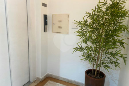 Apartamento à venda com 4 quartos, sendo 2 suítes, em Vila Hamburguesa, São Paulo, SP