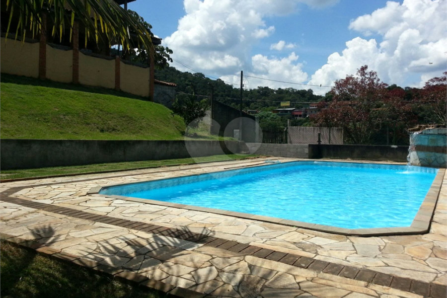 Chácara à venda com 4 quartos, sendo 3 suítes, em Área Rural de Mairiporã, Mairiporã, SP