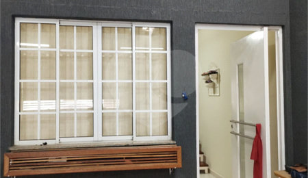 Sobrado à venda com 2 quartos, sendo 1 suíte,  em Jardim São Pedro, Mogi das Cruzes, SP