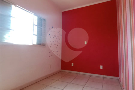 Casa à venda com 3 quartos, sendo 1 suíte, em Central Parque 4-l, Itapetininga, SP