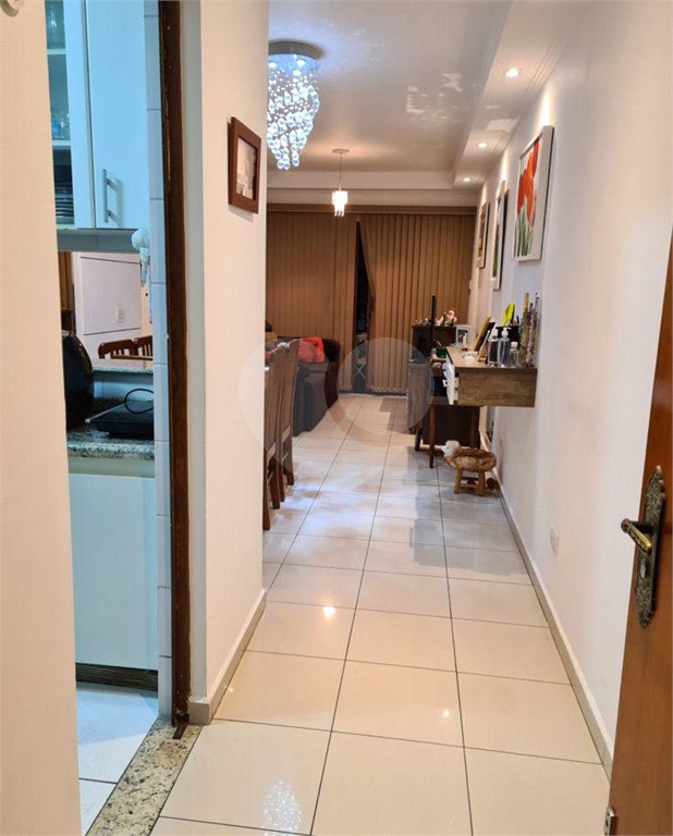 Apartamento à venda com 3 quartos, sendo 1 suíte, em Parque Santana, Mogi das Cruzes, SP