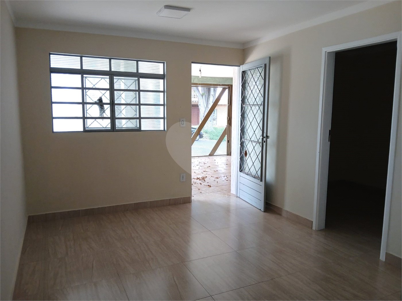 Casa à venda no Jardim Nova São Carlos.