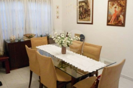 Sobrado à venda com 3 quartos, sendo 1 suíte, em Campo Grande, São Paulo, SP