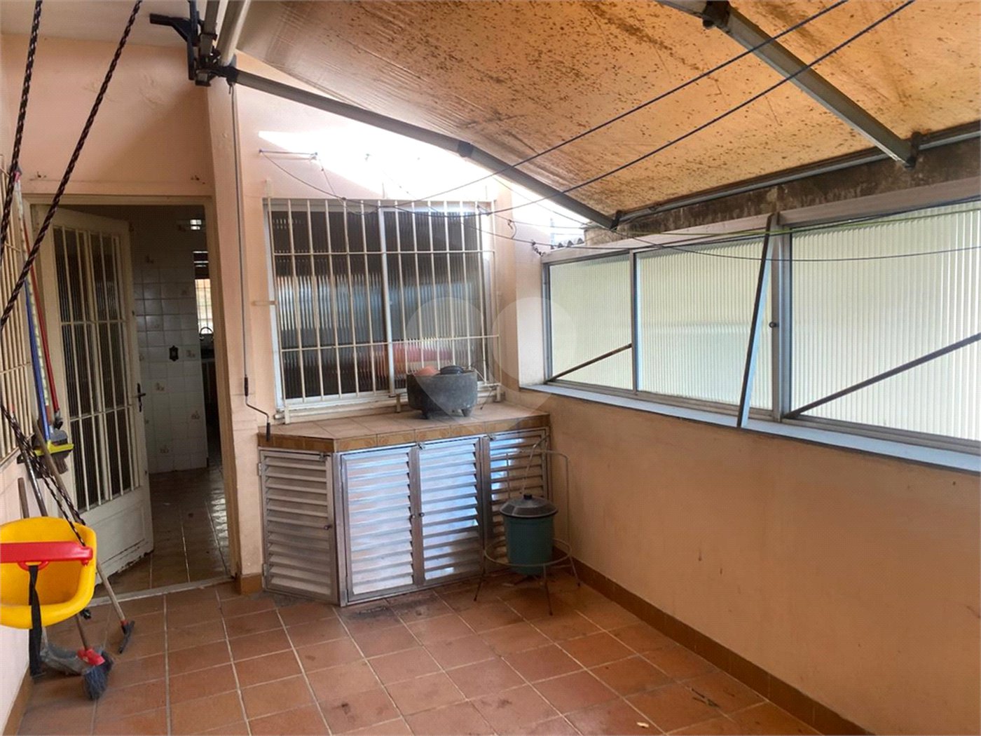 Casa à venda com 5 quartos, sendo 3 suítes, em Vila Rosália, Guarulhos, SP