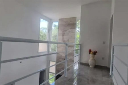 Casa à venda com 3 suítes no condomínio Villa D' Oro, Vinhedo - SP