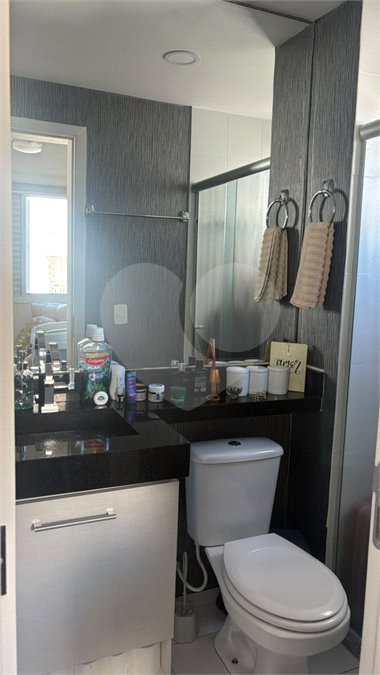 Apartamento à venda com 3 quartos, sendo 1 suíte, em Conjunto Residencial Irai, Suzano, SP