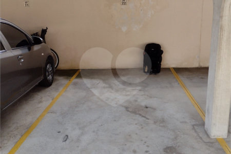 Apartamento à venda com 3 quartos, sendo 1 suíte, em Vila Oliveira, Mogi das Cruzes, SP