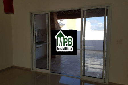 Sobrado à venda com 3 quartos, sendo 1 suíte, no condomínio Horto 3, Sorocaba - SP