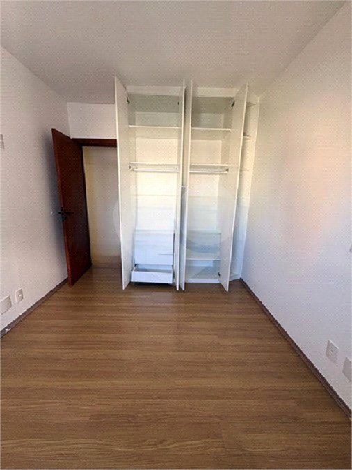Apartamento à venda com 3 quartos, sendo 2 suítes, em Moema, São Paulo, SP