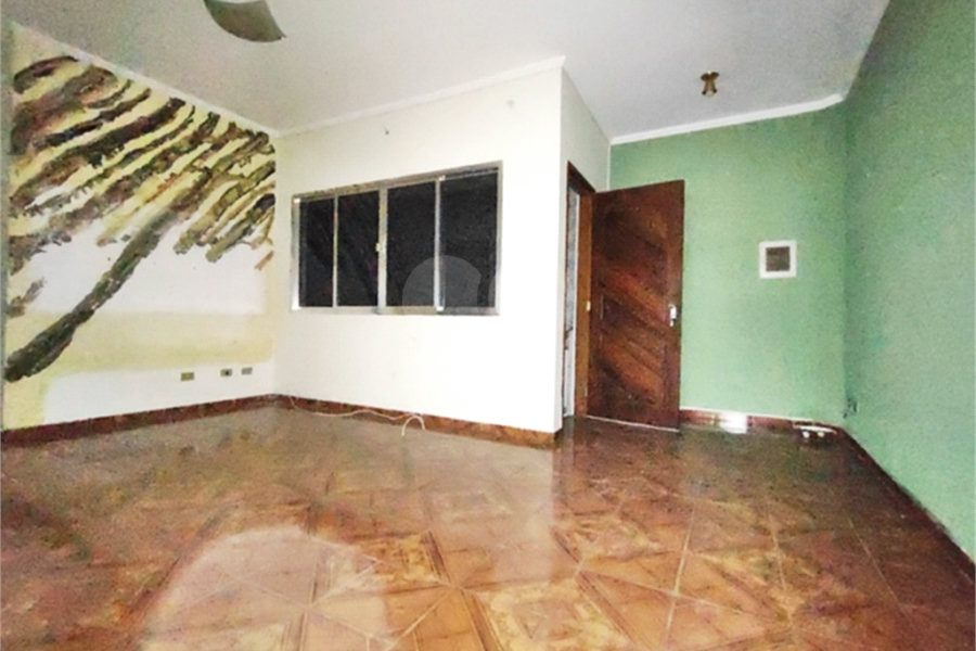 Sobrado à venda com 3 quartos em Tremembé, São Paulo, SP