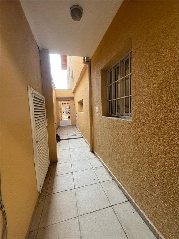 Sobrado à venda com 4 quartos, sendo 1 suíte, em Vila Cordeiro, São Paulo, SP