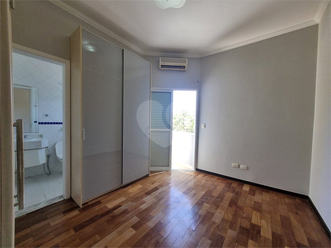 Casa à venda com 3 suítes no condomínio Village Saint Clairte, Sorocaba - SP