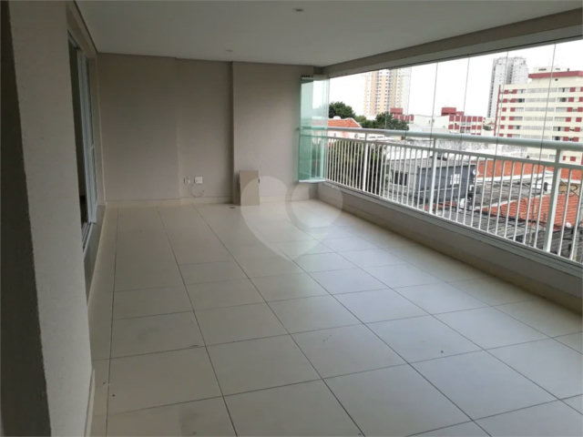 Apartamento à venda com 3 suítes em Santa Teresinha, São Paulo, SP