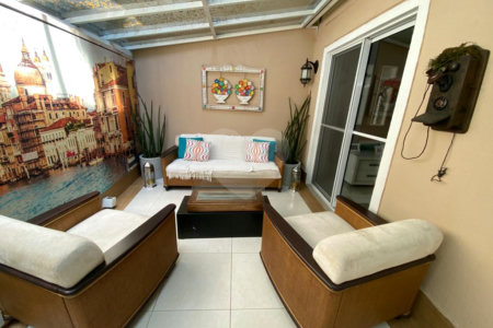 Casa à venda com 4 quartos, sendo 2 suítes, no condomínio Sunríse, São Paulo - SP