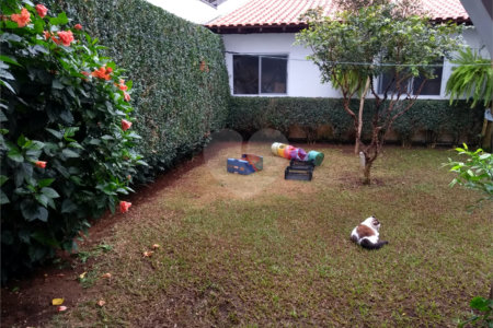 Sobrado à venda com 3 suítes em Jardim Realce, Suzano, SP