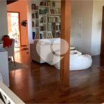 Casa à venda com 4 suítes no condomínio Suíça da Cantareira, Mairiporã - SP
