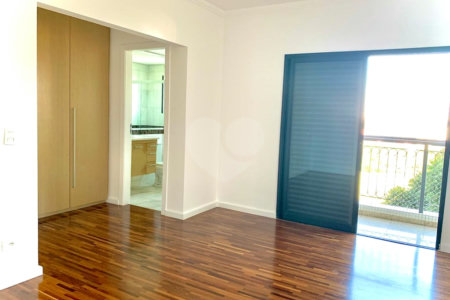 Apartamento à venda com 4 suítes em Jardim Marajoara, São Paulo, SP