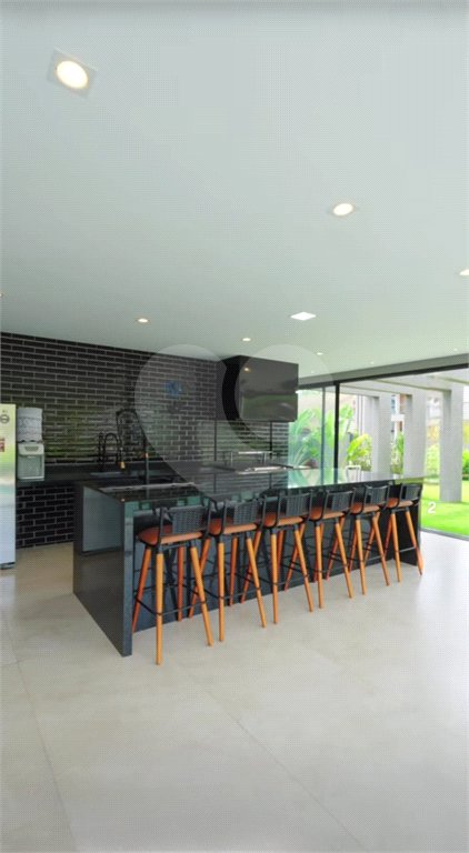 Casa à venda com 4 suítes no condomínio Figueira Garden, Atibaia - SP