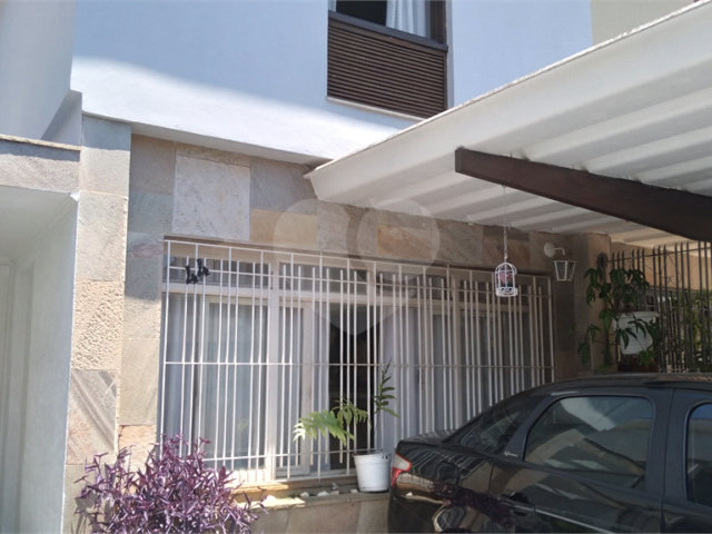 Sobrado à venda com 4 quartos em Tremembé, São Paulo, SP