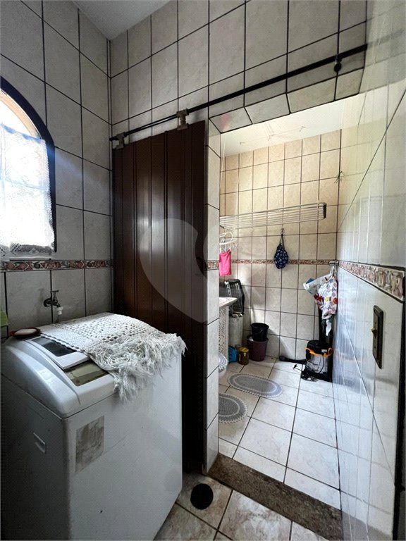 Casa à venda com 3 quartos, sendo 1 suíte, no Centro, Guararema, SP