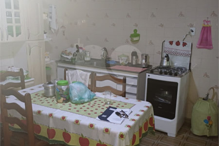 Casa à venda com 4 quartos em Vila Nivi, São Paulo, SP