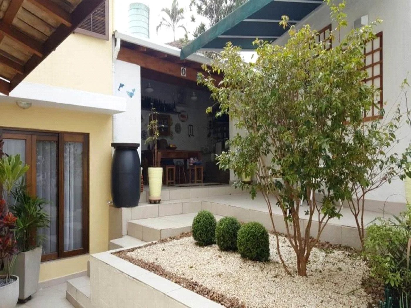 Casa à venda com 4 quartos, sendo 1 suíte, em Rolinópolis, São Paulo, SP