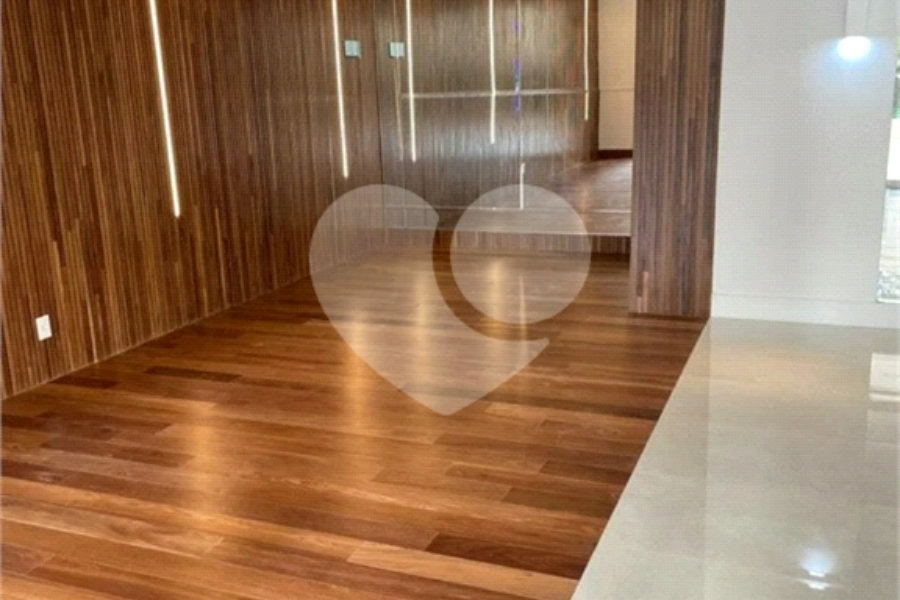 Apartamento à venda com 4 suítes em Santana, São Paulo, SP