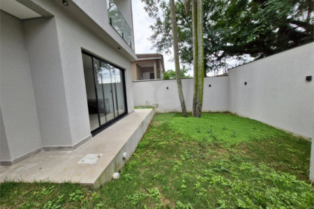 Casa à venda com 4 suítes no condomínio Belvedere Prudência, São Paulo - SP