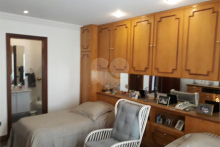 Casa à venda com 5 suítes em Jardim Franca, São Paulo, SP