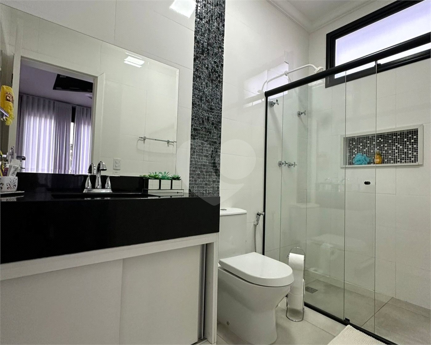 Casa à venda com 3 suítes no condomínio Giverny, Sorocaba - SP