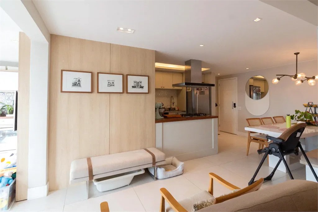 Apartamento à venda com 2 quartos, sendo 1 suíte, em Vila Sônia, São Paulo, SP