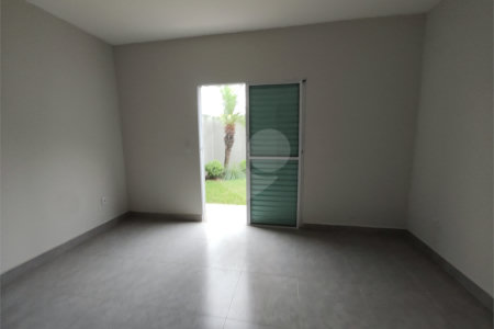 Casa Térrea à venda com 3 suítes em Jardim do Lago, Atibaia, SP
