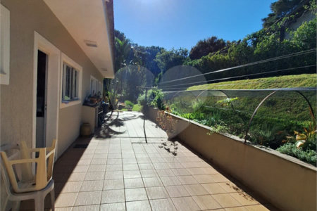 Casa à venda com 3 suítes em Bosque, Vinhedo, SP