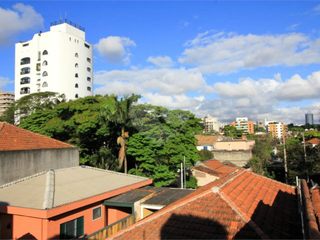 Casa à venda ou para alugar com 5 quartos, sendo 3 suítes,  em Vila Madalena, São Paulo, SP